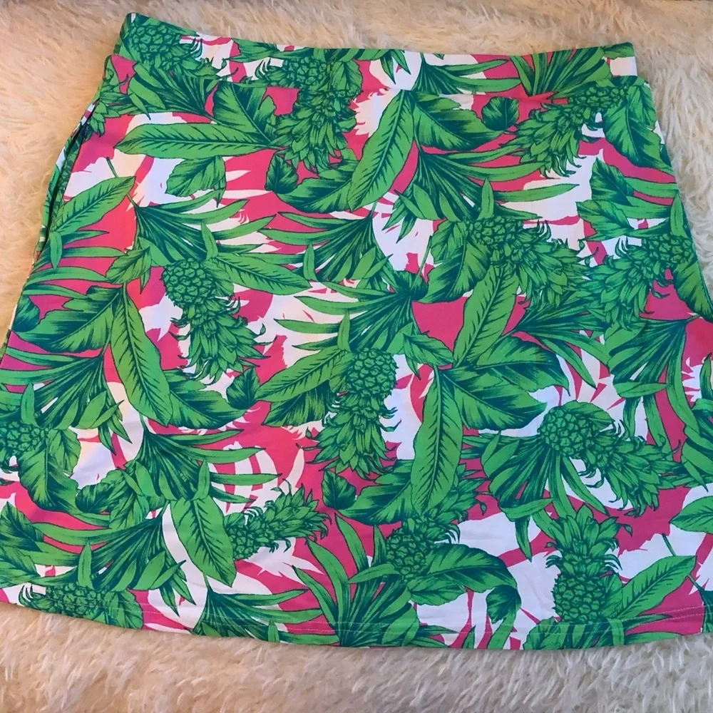 Banana Boat Green and Pink Tropical Leaf/Pineapple Mini Skort/SUV - Picture 2 of 7